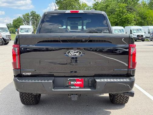 Agate Black Metallic 2026 Ford F-150 XLT