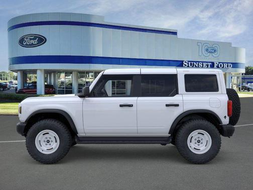 Oxford White 2026 Ford Bronco Heritage Edition