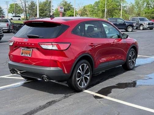2022 Ford Escape SE