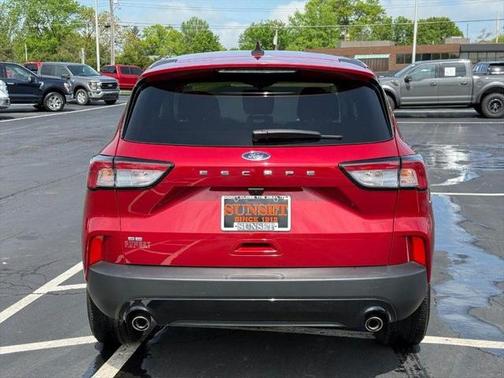 2022 Ford Escape SE
