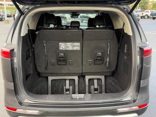 2023 Kia Carnival EX