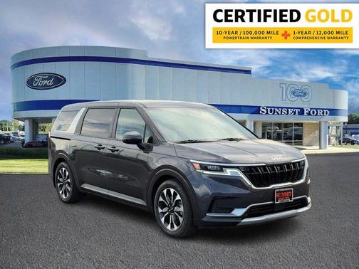 2023 Kia Carnival EX