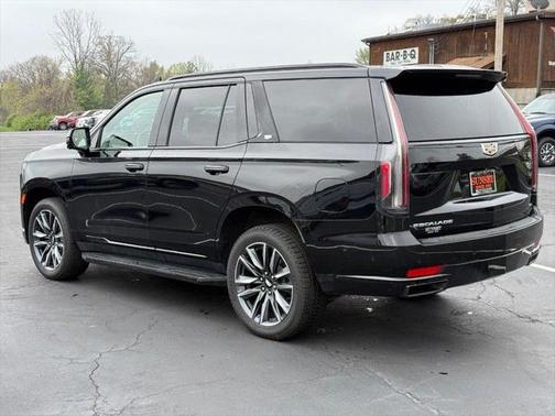 2023 Cadillac Escalade Sport