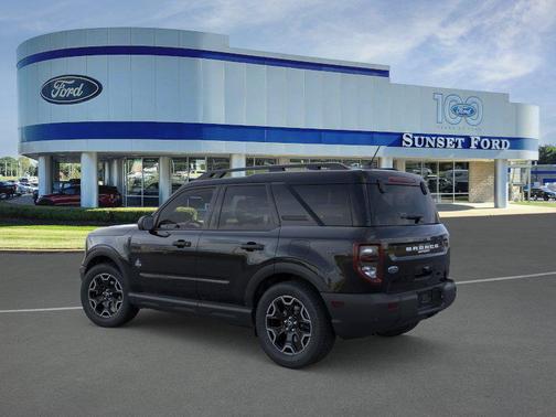 Shadow Black 2026 Ford Bronco Sport Outer Banks
