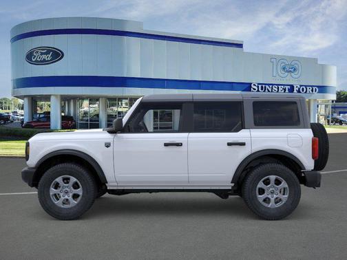 Oxford White 2026 Ford Bronco Big Bend