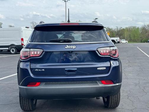 Jazz Blue Pearlcoat 2018 Jeep Compass Latitude