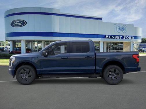 2025 Ford F-150 Lightning Flash