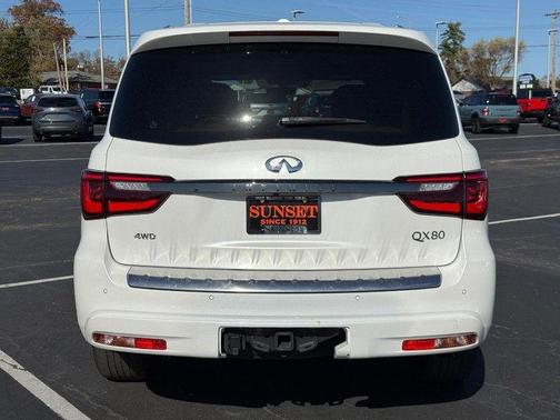 2024 INFINITI QX80 SENSORY AWD