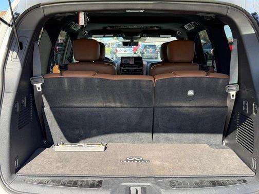 2024 INFINITI QX80 SENSORY AWD