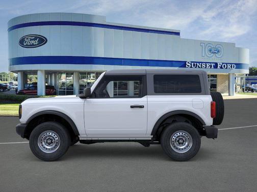 Oxford White 2026 Ford Bronco Base