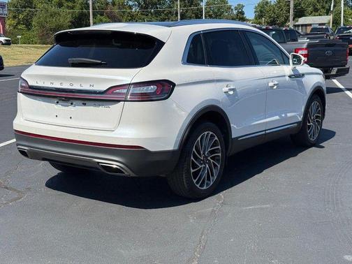 2019 Lincoln Nautilus Reserve