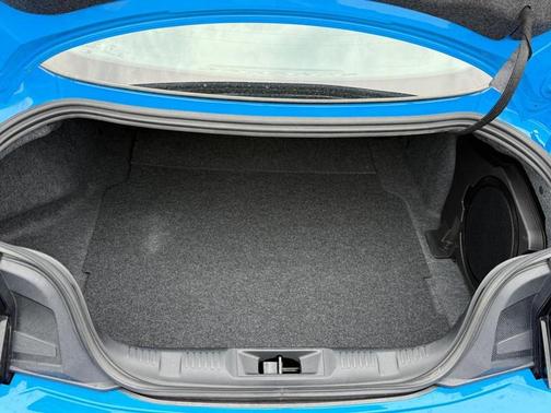 Grabber Blue Metallic 2024 Ford Mustang GT Premium