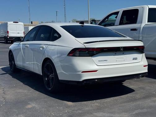 2023 Honda Accord Hybrid Sport-L