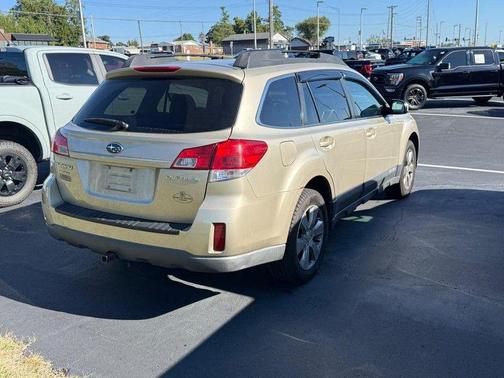 2010 Subaru Outback 2.5 i Limited