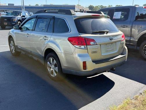 2010 Subaru Outback 2.5 i Limited