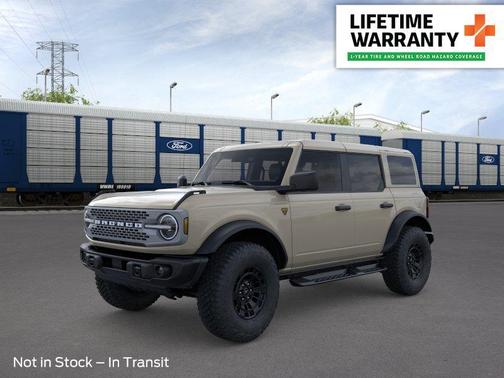 Desert Sand 2026 Ford Bronco Badlands