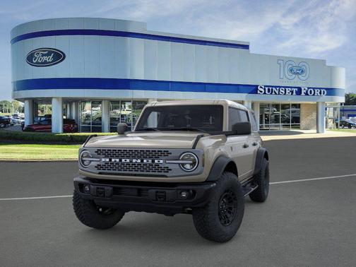 Desert Sand 2026 Ford Bronco Badlands