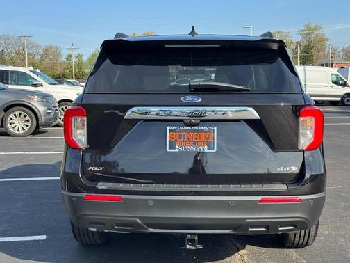 Agate Black Metallic 2023 Ford Explorer XLT