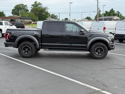 Shadow Black 2018 Ford F-150 Raptor