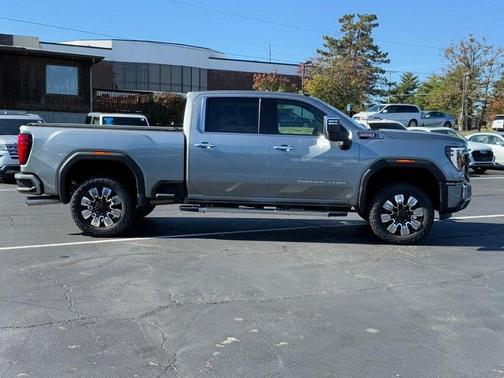 2024 GMC Sierra 2500 Denali