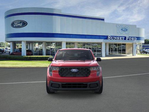 Ruby Red Metallic Tinted Clearcoat 2025 Ford Maverick XLT