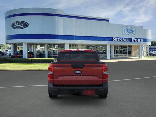 Ruby Red Metallic Tinted Clearcoat 2025 Ford Maverick XLT
