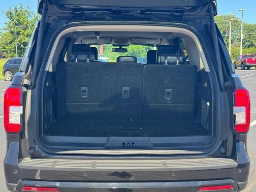 Agate Black Metallic 2022 Ford Expedition XLT