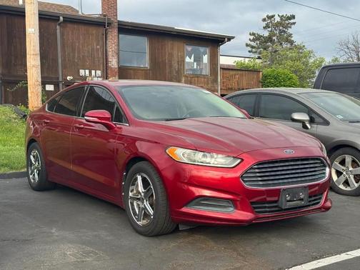 Ruby Red Metallic Tinted Clearcoat 2013 Ford Fusion SE