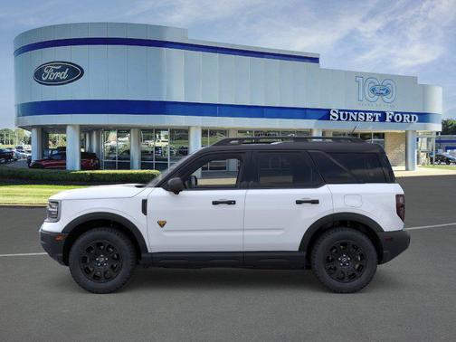 Oxford White 2026 Ford Bronco Sport Badlands