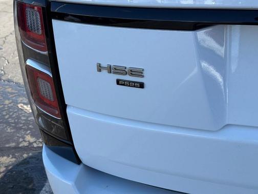 2022 Land Rover Range Rover P525 Westminster