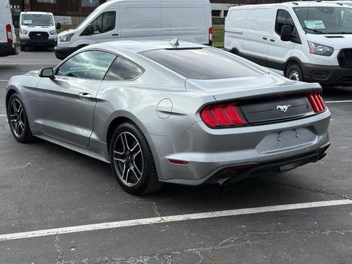 2021 Ford Mustang EcoBoost