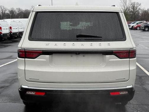 2022 Jeep Wagoneer Series II 4x4