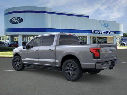 2025 Ford F-150 Lightning Flash