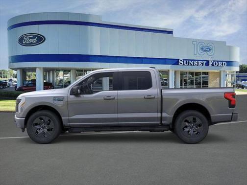 2025 Ford F-150 Lightning Flash