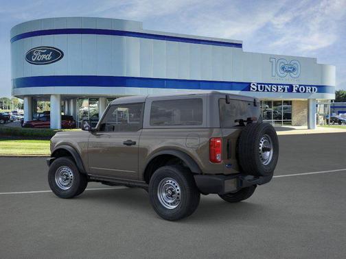 2025 Ford Bronco Base