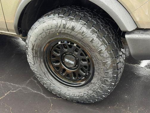 2025 Ford Bronco Base