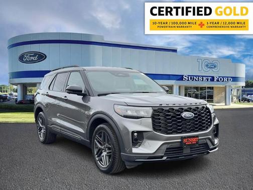 2025 Ford Explorer ST-Line