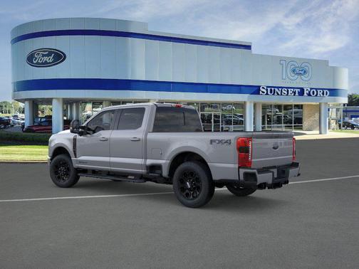 Avalanche 2026 Ford F-350 Lariat