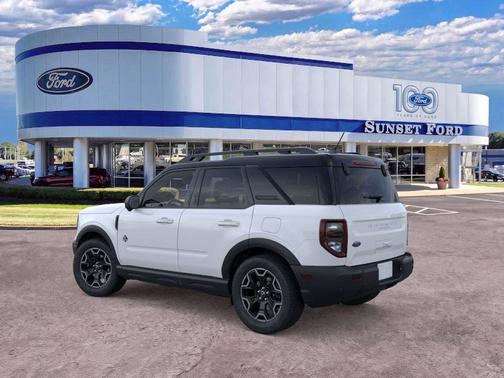 Oxford White 2026 Ford Bronco Sport Outer Banks