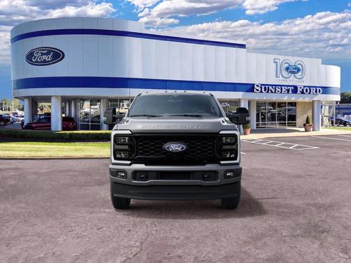 Carbonized Gray Metallic 2027 Ford F-250 Lariat