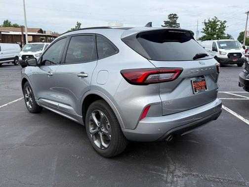 Iconic Silver Metallic 2023 Ford Escape ST-Line Select