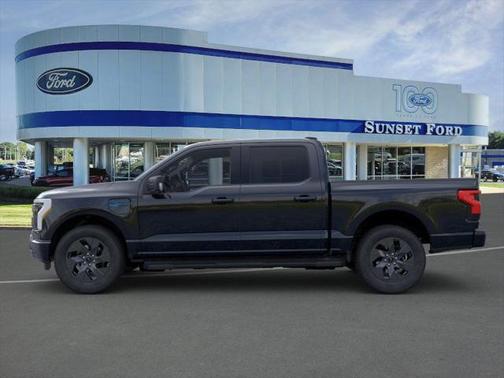 2025 Ford F-150 Lightning Flash