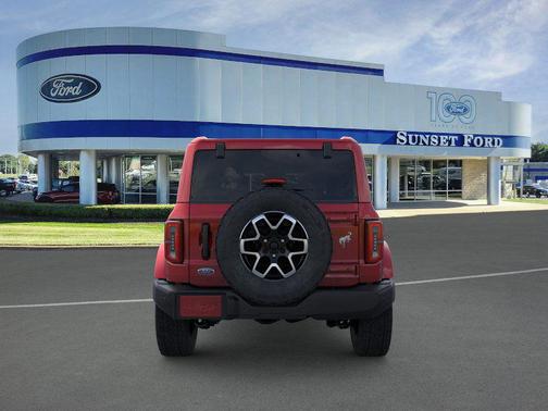 Ruby Red Metallic Tinted Clearcoat 2026 Ford Bronco Outer Banks