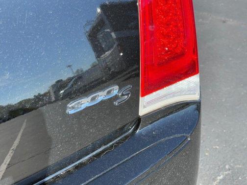 2019 Chrysler 300 S