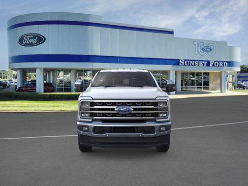 Star White Metallic Tri-Coat 2026 Ford F-350 Lariat