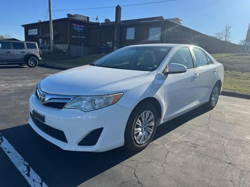 2014 Toyota Camry LE