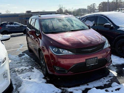 2019 Chrysler Pacifica Touring L