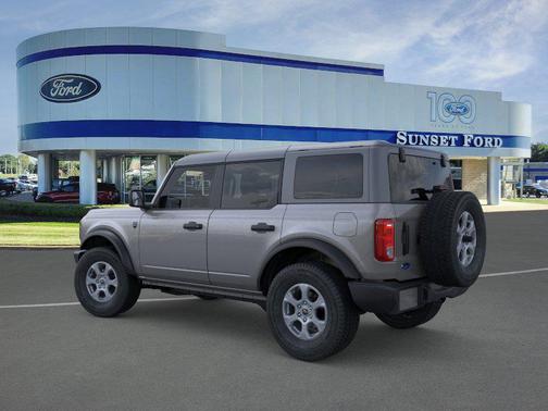 Carbonized Gray Metallic 2026 Ford Bronco Big Bend