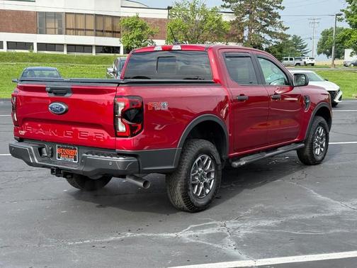 Ruby Red Metallic Tinted Clearcoat 2025 Ford Ranger XLT