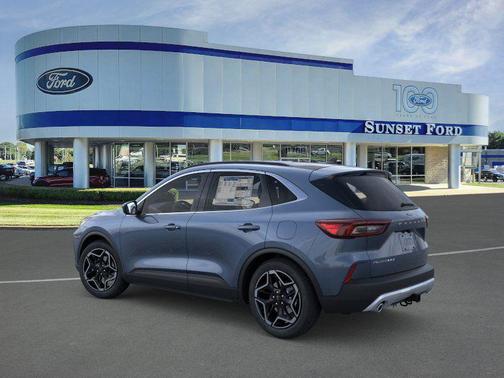 2026 Ford Escape Platinum